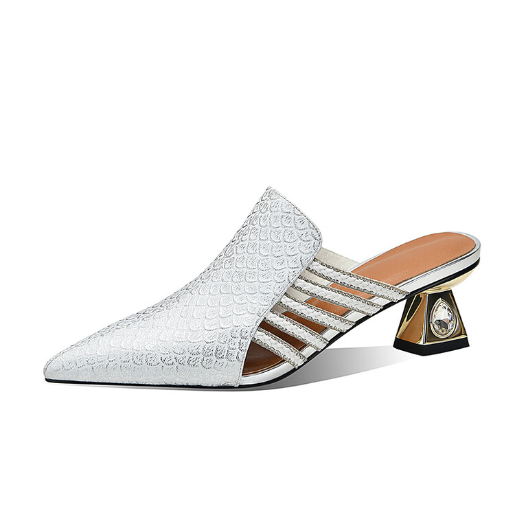 20220303151747172202203031517471722_750.jpg Women's White Leather Closed Toe Slippers with Mid Heel and Metal Decoration
