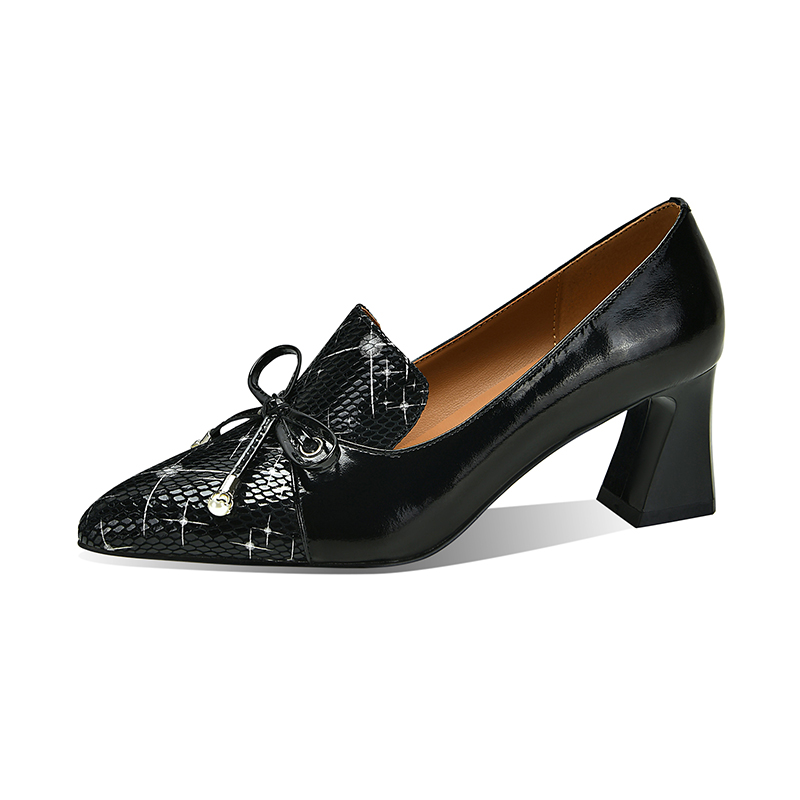 20241212161818294202412121618182945_750.jpg Deep Mouth Flat Shoes with Bow and Color Block Design